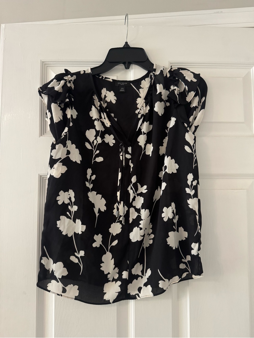 Ann Taylor Black and White Floral Tie-Neck Blouse